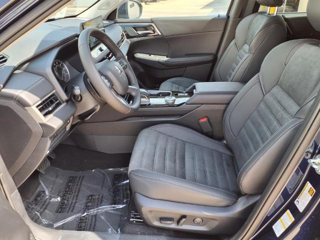 2025 Mitsubishi Outlander Vehicle Photo in Tampa, FL 33612