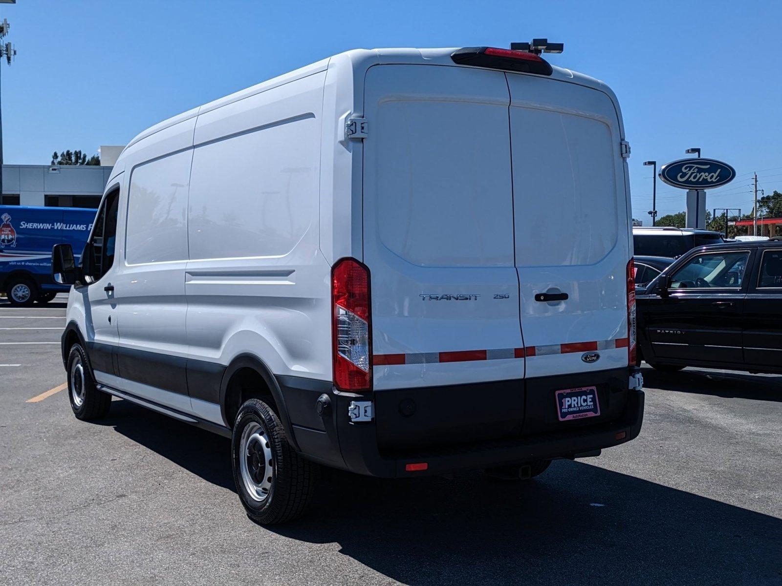 2023 Ford Transit Cargo Van Vehicle Photo in Bradenton, FL 34207
