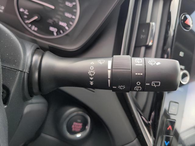 2024 Subaru Ascent Vehicle Photo in Green Bay, WI 54304