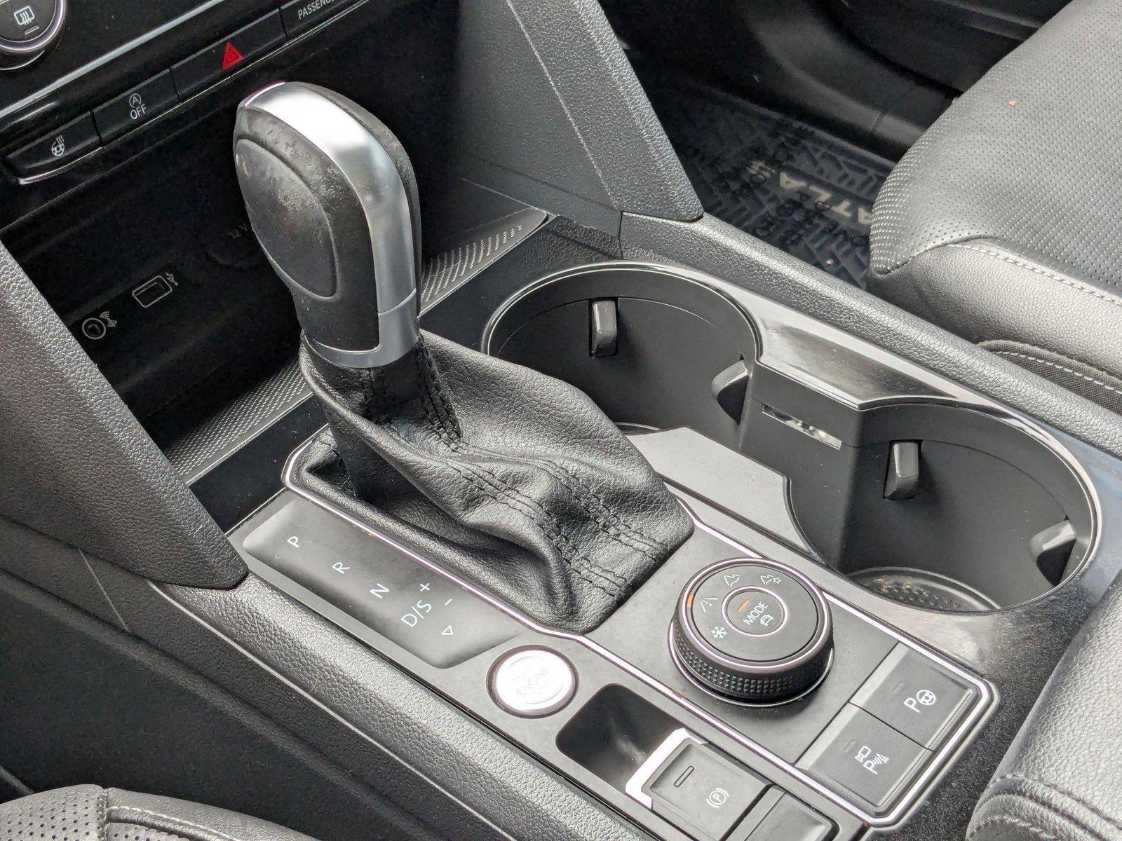 2018 Volkswagen Atlas Vehicle Photo in Tampa, FL 33614