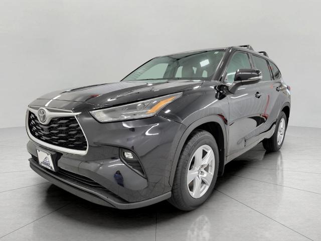 2022 Toyota Highlander Vehicle Photo in Oshkosh, WI 54904
