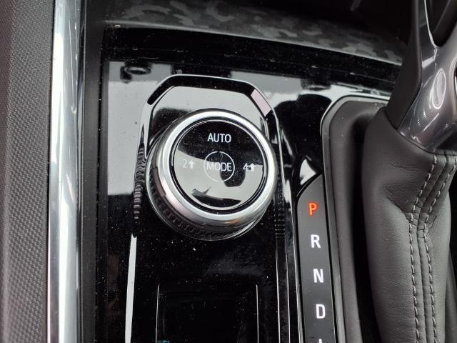 2024 GMC Canyon Vehicle Photo in ROXBORO, NC 27573-6143