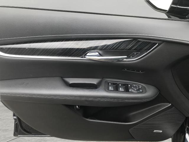 2022 Cadillac XT6 Vehicle Photo in GREEN BAY, WI 54303-3330