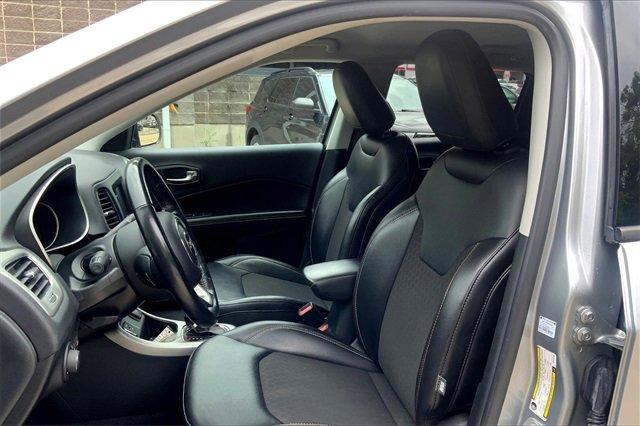 2021 Jeep Compass Vehicle Photo in KANSAS CITY, MO 64114-4545