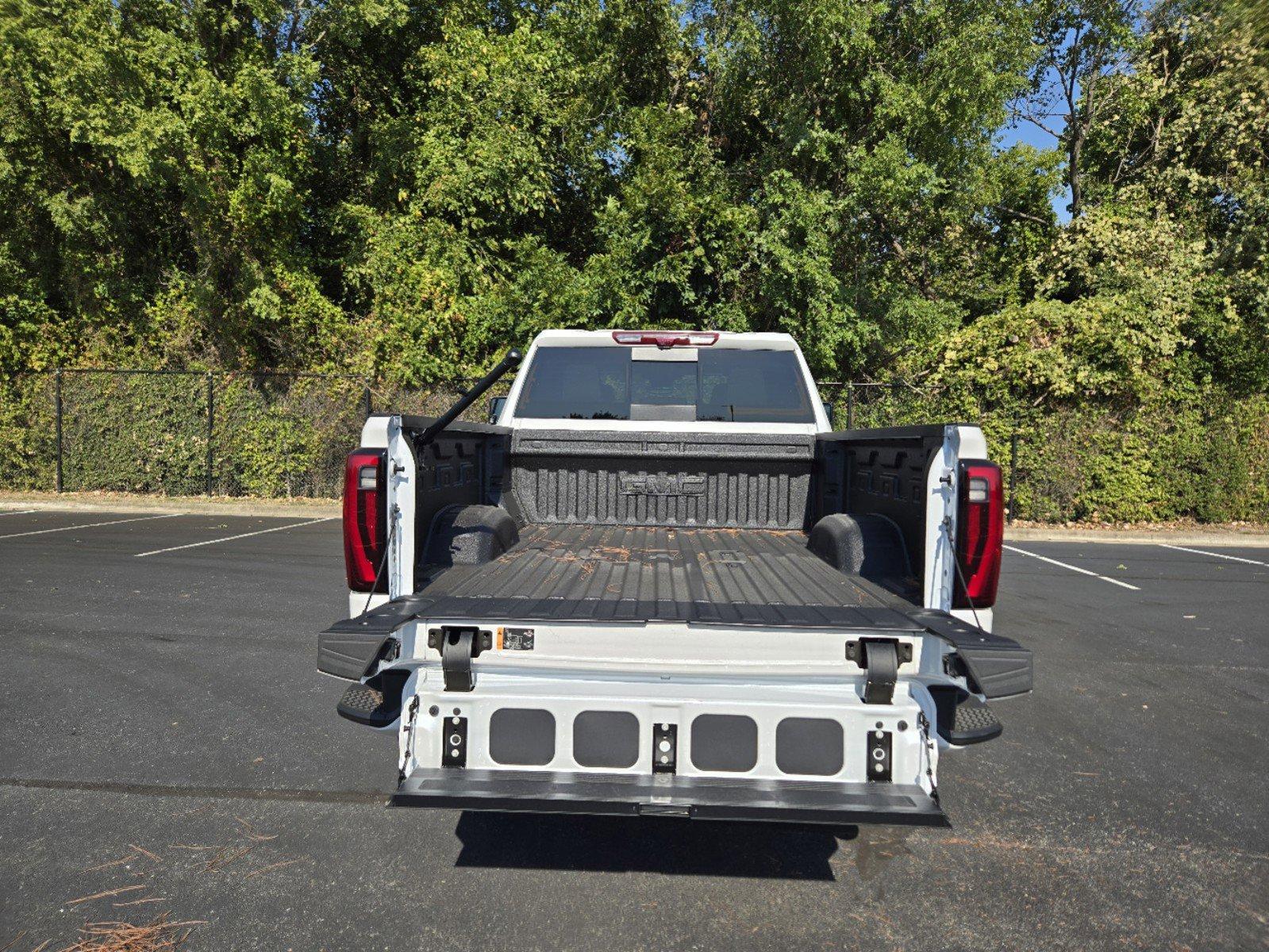 2025 GMC Sierra 2500 HD Vehicle Photo in DALLAS, TX 75209-3016