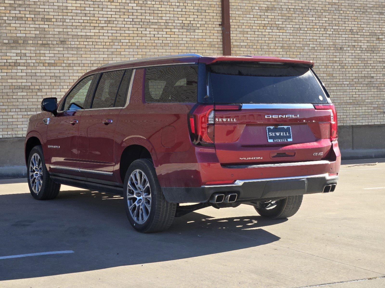 2025 GMC Yukon XL Vehicle Photo in DALLAS, TX 75209-3016