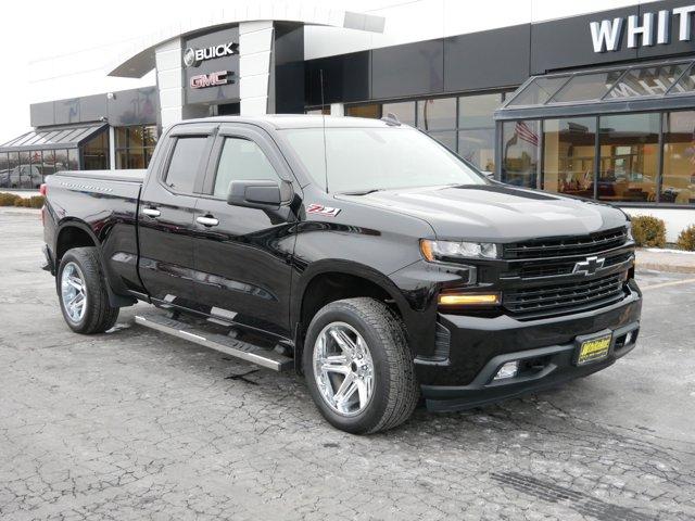 Used 2019 Chevrolet Silverado 1500 RST with VIN 1GCRYEEDXKZ266522 for sale in Forest Lake, Minnesota