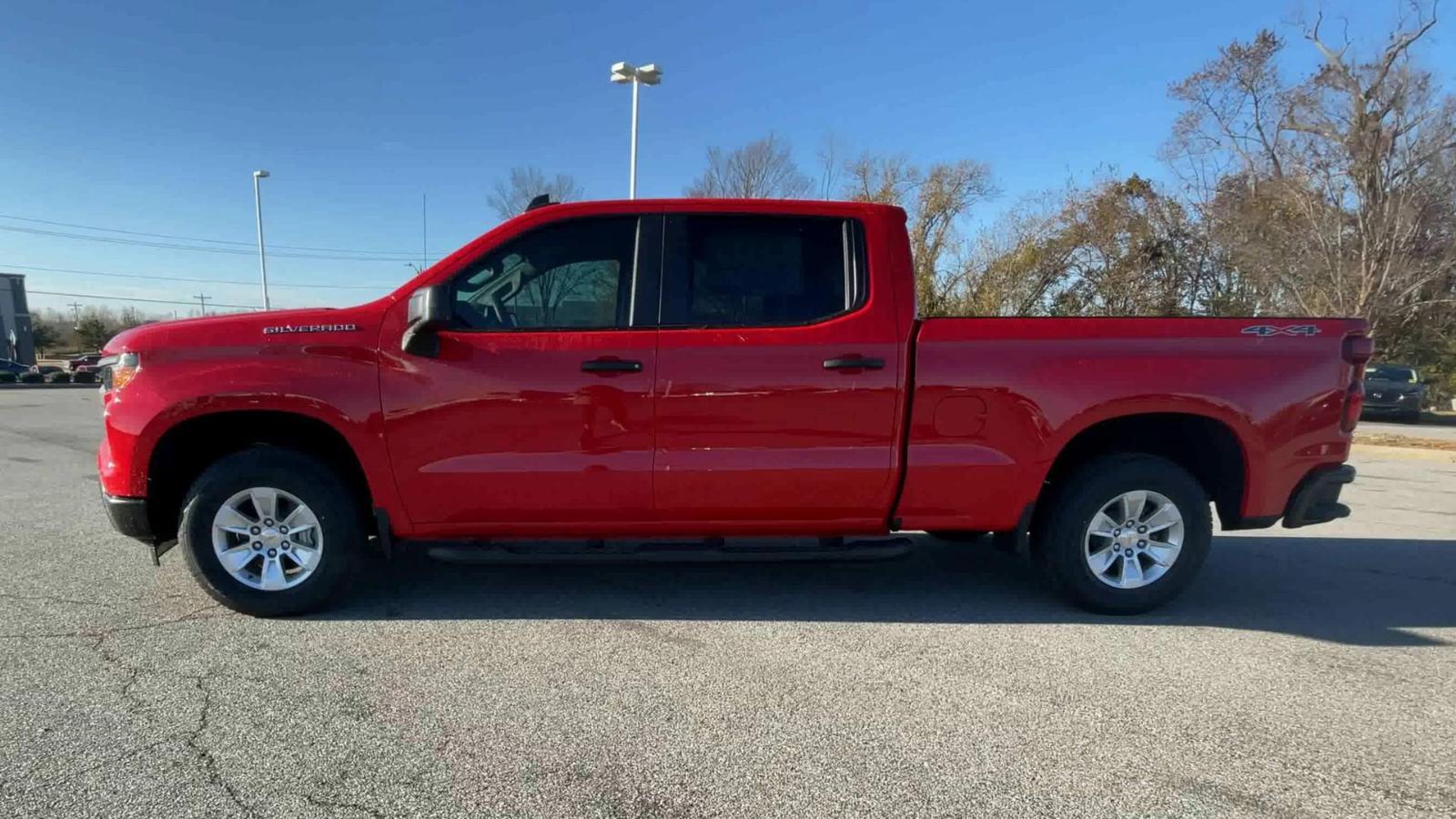 2025 Chevrolet Silverado 1500 Vehicle Photo in BENTONVILLE, AR 72712-4322