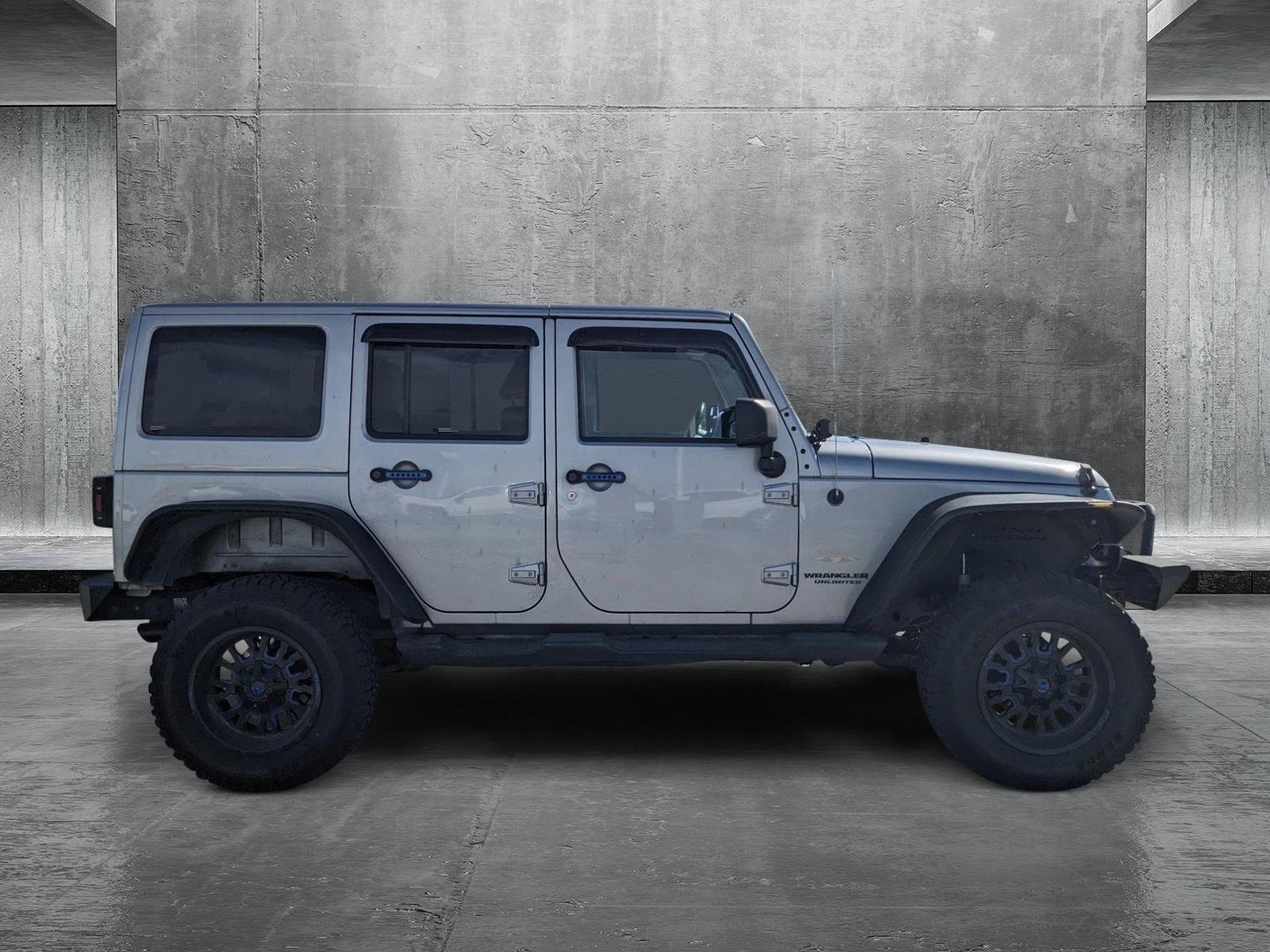 2013 Jeep Wrangler Unlimited Vehicle Photo in MIAMI, FL 33172-3015