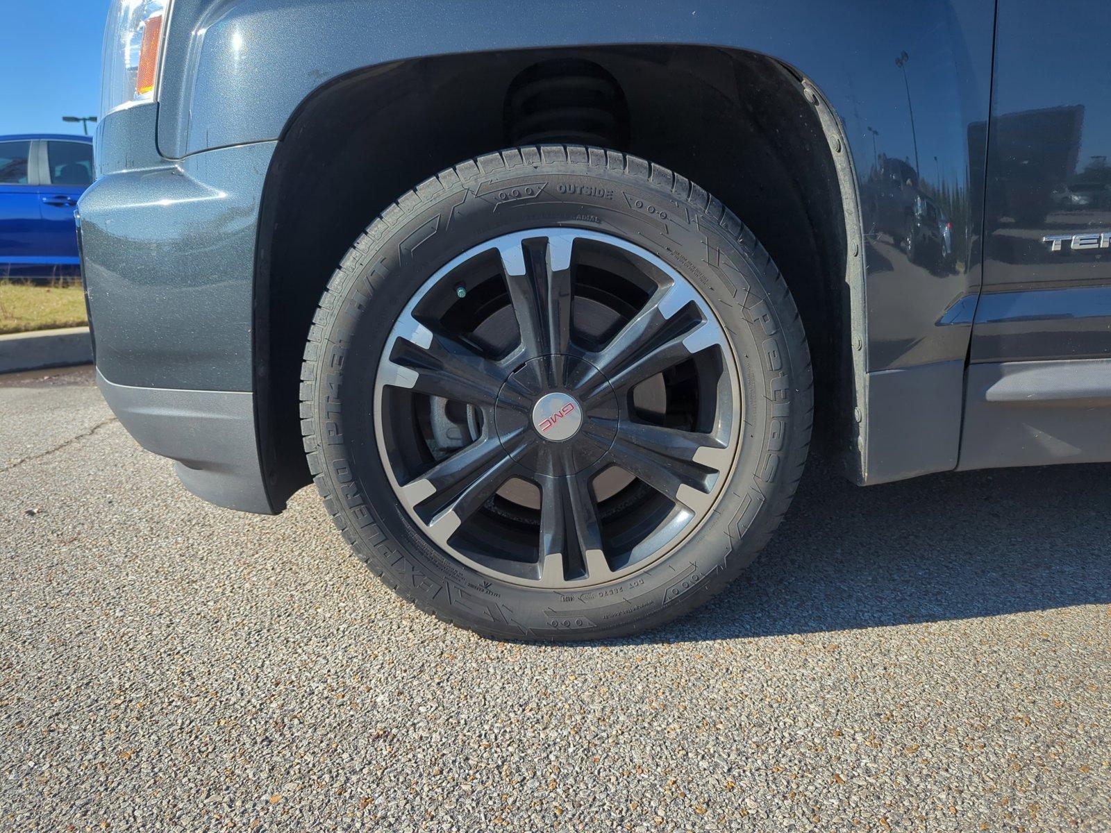 2017 GMC Terrain Vehicle Photo in MEMPHIS, TN 38115-1503