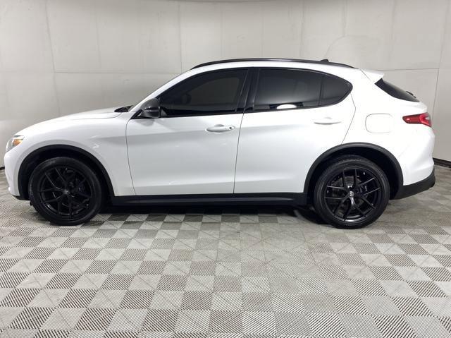 2019 Alfa Romeo Stelvio Vehicle Photo in MEDINA, OH 44256-9001