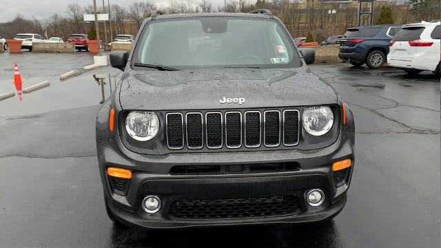 2021 Jeep Renegade Vehicle Photo in MOON TOWNSHIP, PA 15108-2571