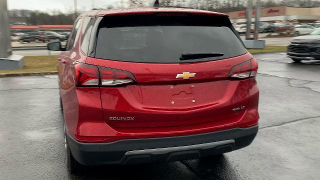 2022 Chevrolet Equinox Vehicle Photo in MOON TOWNSHIP, PA 15108-2571