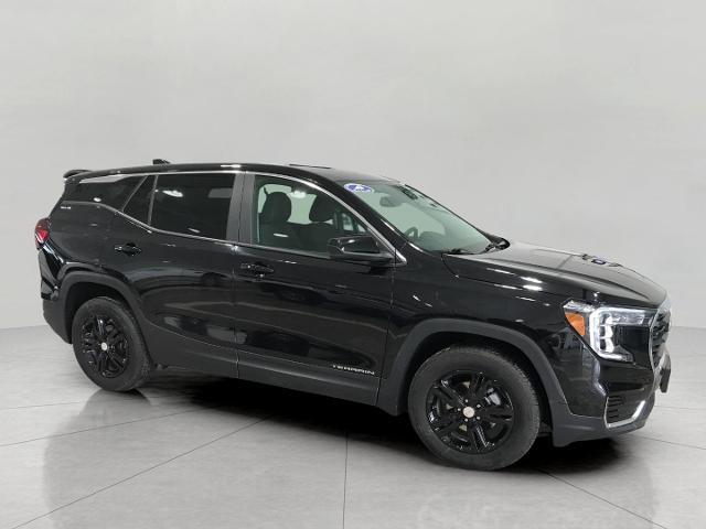 2024 GMC Terrain Vehicle Photo in GREEN BAY, WI 54303-3330