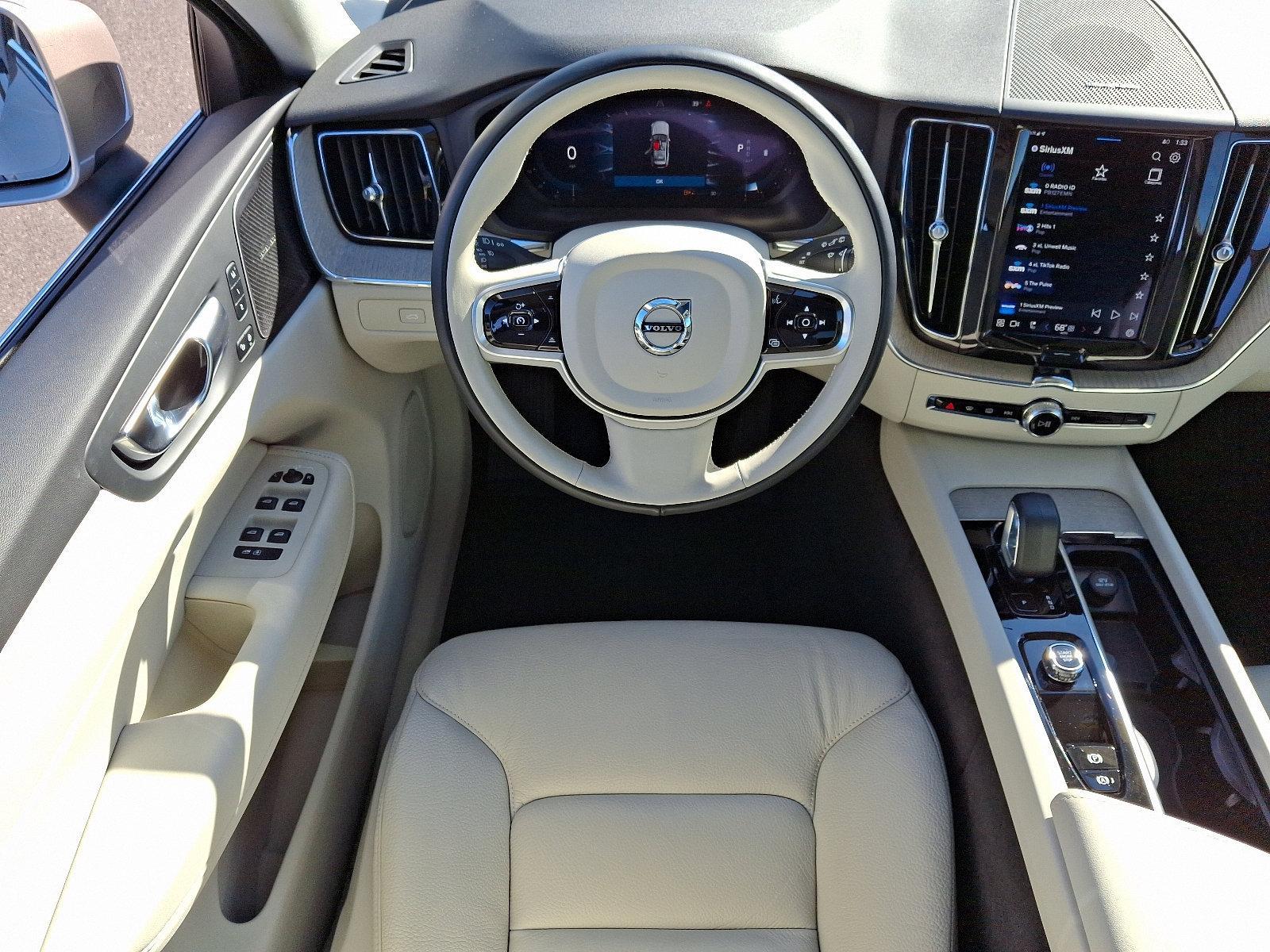 2023 Volvo XC60 Vehicle Photo in Trevose, PA 19053
