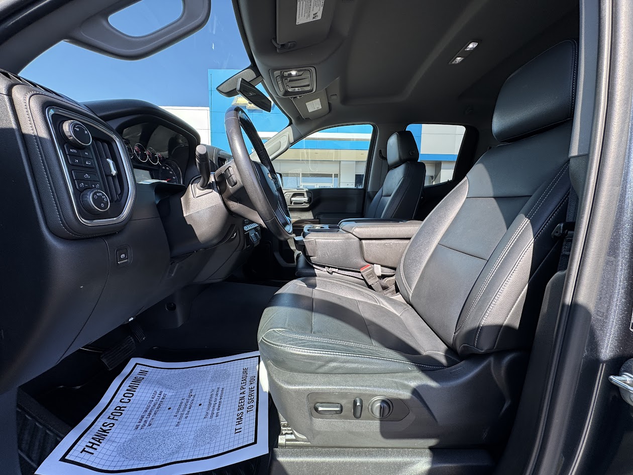 2019 Chevrolet Silverado 1500 Vehicle Photo in BOONVILLE, IN 47601-9633