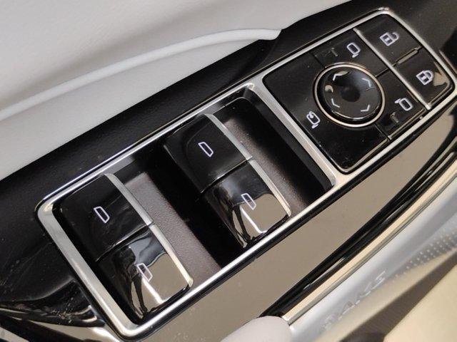 2025 Cadillac LYRIQ Vehicle Photo in PINEVILLE, NC 28134-8495