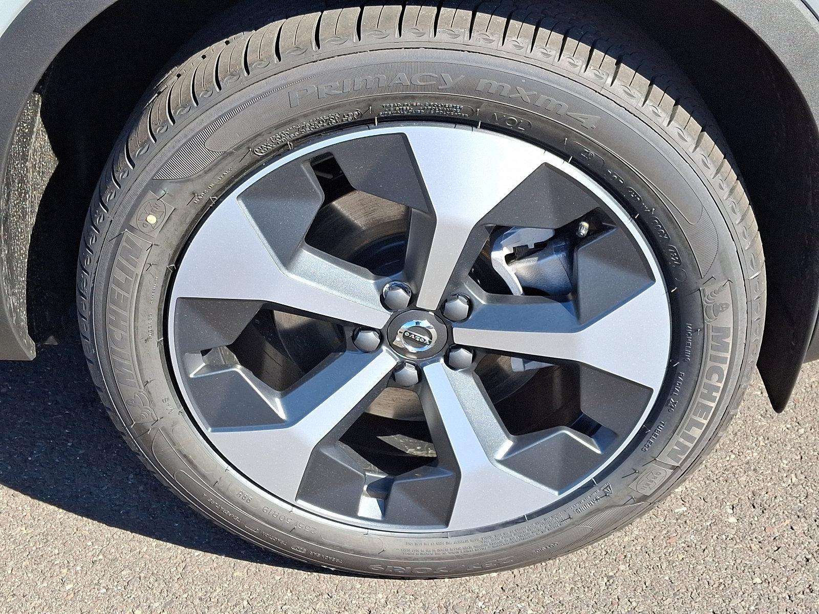 2025 Volvo XC40 Vehicle Photo in Trevose, PA 19053