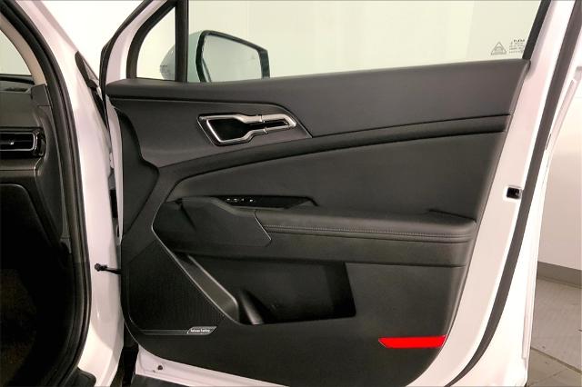 2024 Kia Sportage Vehicle Photo in Lees Summit, MO 64086