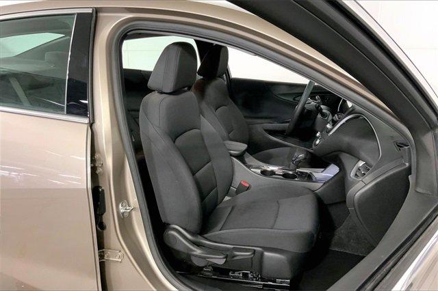 2025 Chevrolet Malibu Vehicle Photo in INDEPENDENCE, MO 64055-1314