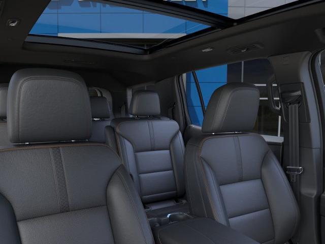 2025 Chevrolet Traverse Vehicle Photo in EMPORIA, VA 23847-1235