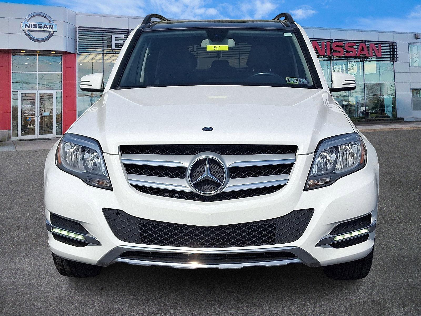 Used 2015 Mercedes-Benz GLK-Class GLK350 with VIN WDCGG8JB8FG354626 for sale in Harrisburg, PA