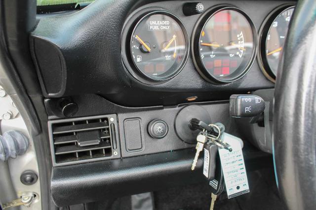 1997 Porsche 911 Carrera Vehicle Photo in HOUSTON, TX 77090