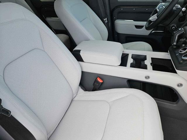 2025 Defender Vehicle Photo in AUSTIN, TX 78717