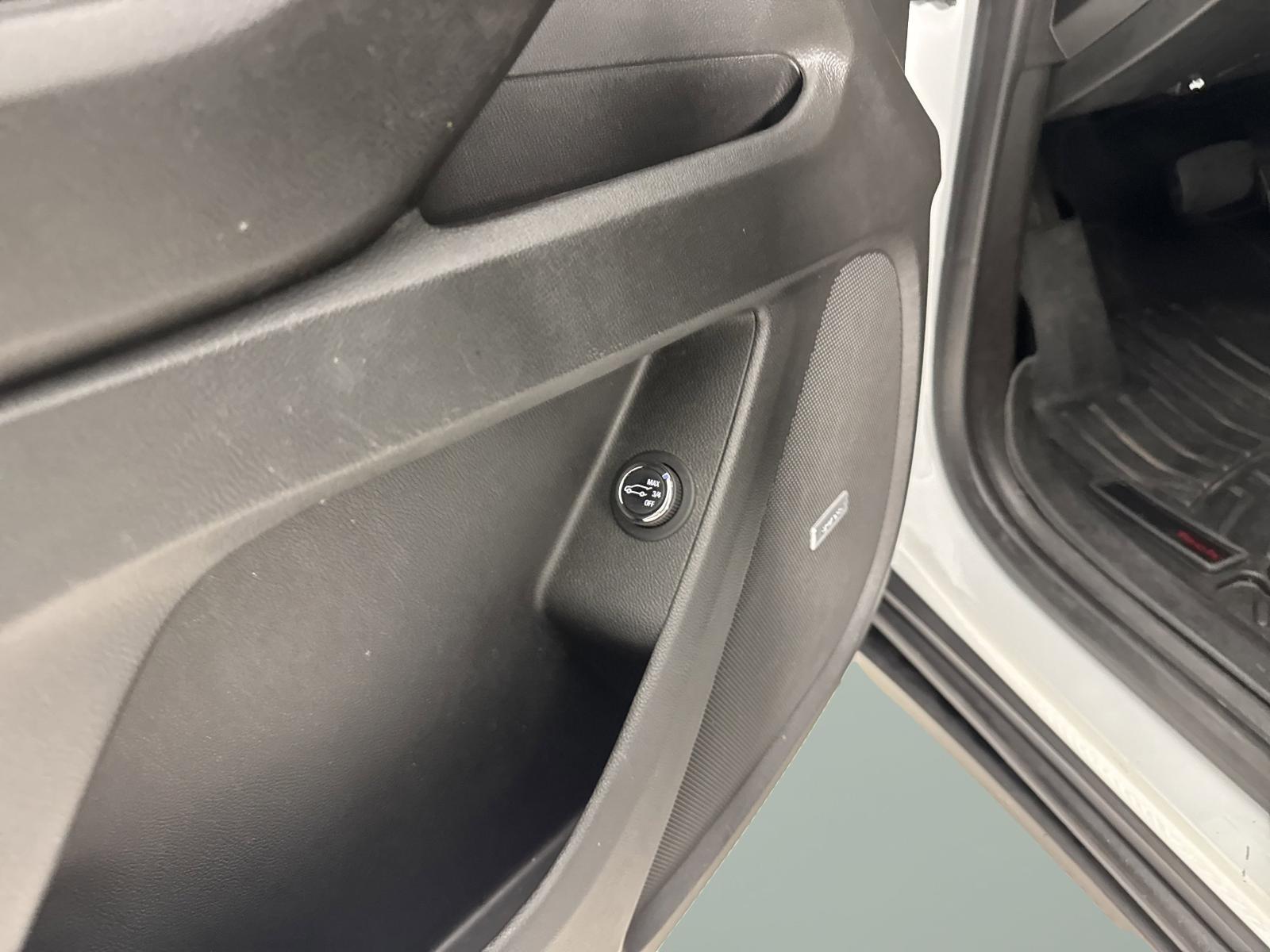 2023 Chevrolet Traverse Vehicle Photo in GEORGETOWN, TX 78626-7508