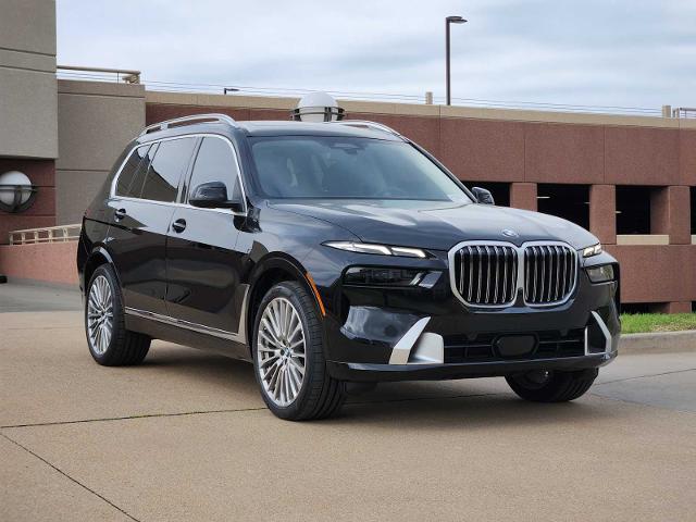 2024 BMW X7 xDrive40i Vehicle Photo in PLANO, TX 75024