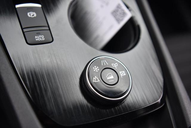 2025 Nissan Rogue Vehicle Photo in Ballwin, MO 63011