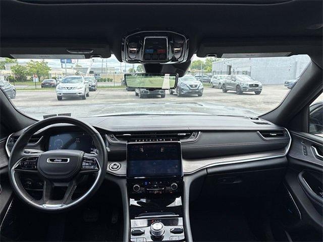 2021 Jeep Grand Cherokee L Vehicle Photo in Willow Grove, PA 19090