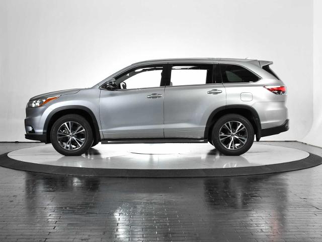 2016 Toyota Highlander Vehicle Photo in DALLAS, TX 75235