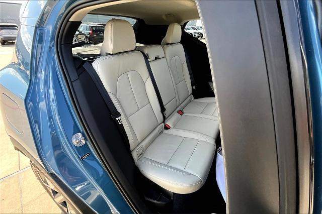 2023 Volvo XC40 Vehicle Photo in Grapevine, TX 76051