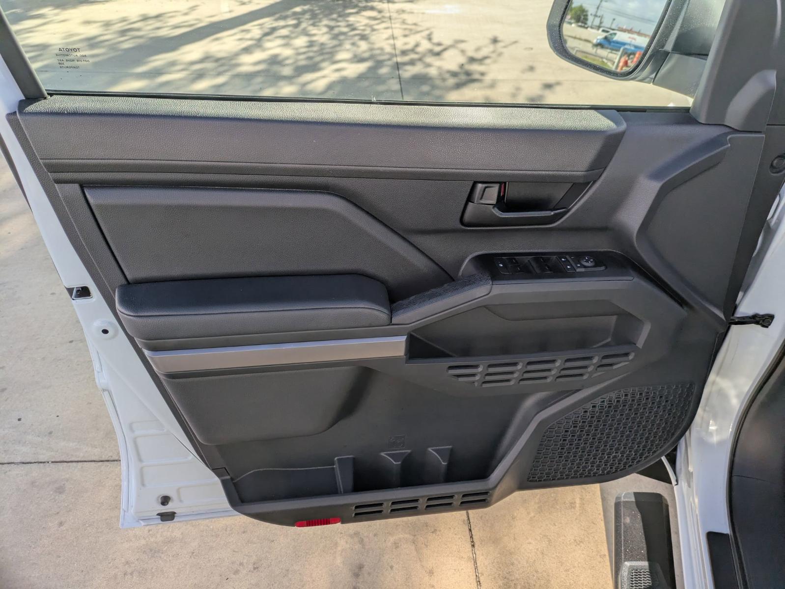 2024 Toyota Tacoma 2WD Vehicle Photo in SELMA, TX 78154-1460