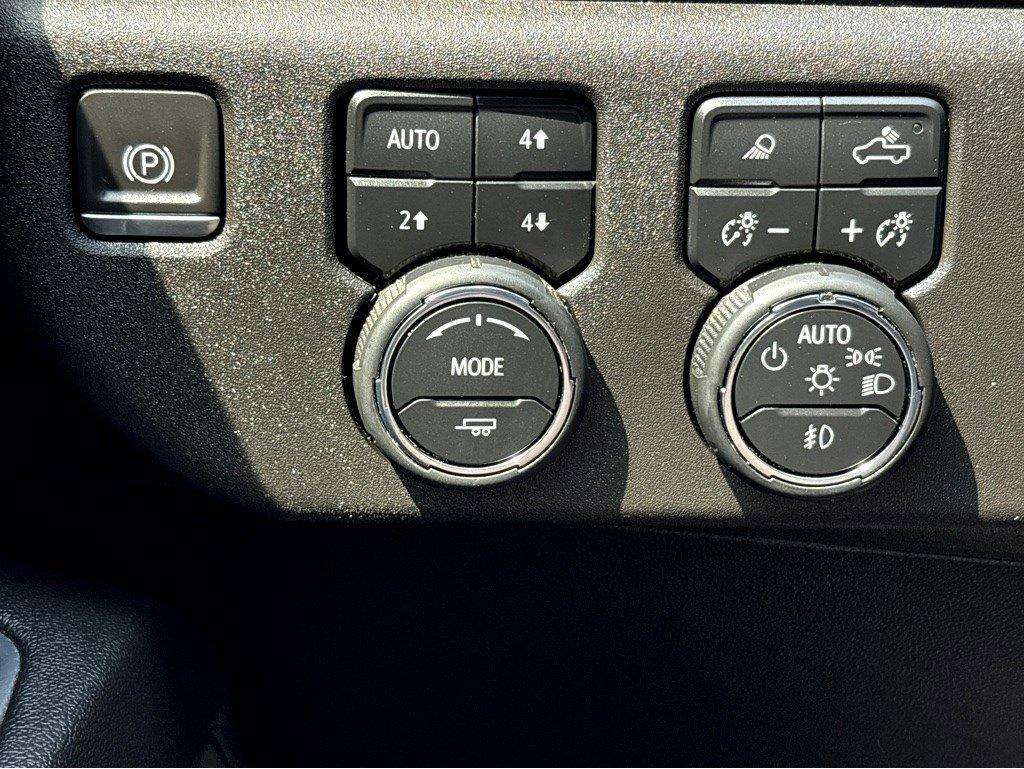 2024 Chevrolet Silverado 3500 HD Vehicle Photo in SAVANNAH, GA 31406-4513