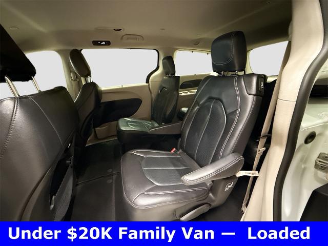 2022 Chrysler Pacifica Vehicle Photo in EVERETT, WA 98203-5662