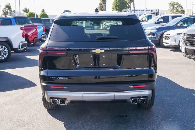 2025 Chevrolet Traverse Vehicle Photo in VENTURA, CA 93003-8585