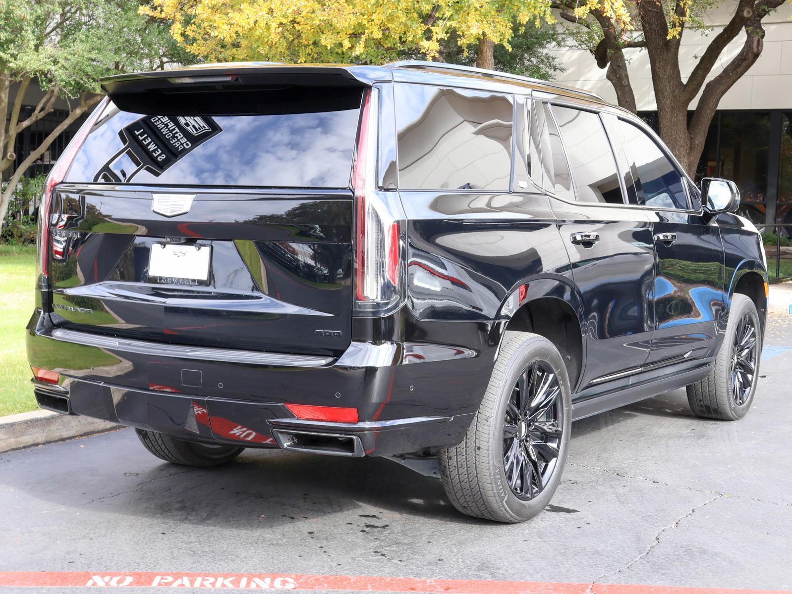 2023 Cadillac Escalade Vehicle Photo in DALLAS, TX 75209-3095