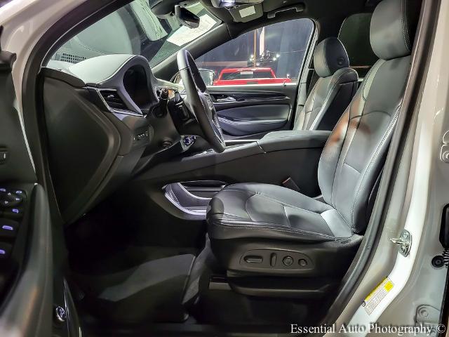 2022 Buick Enclave Vehicle Photo in OAK LAWN, IL 60453-2517