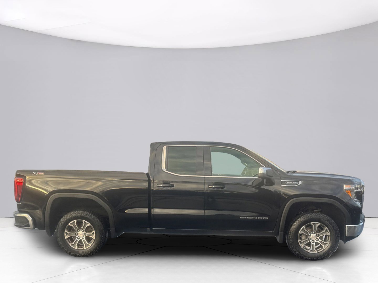 2021 GMC Sierra 1500 Vehicle Photo in LEOMINSTER, MA 01453-2952