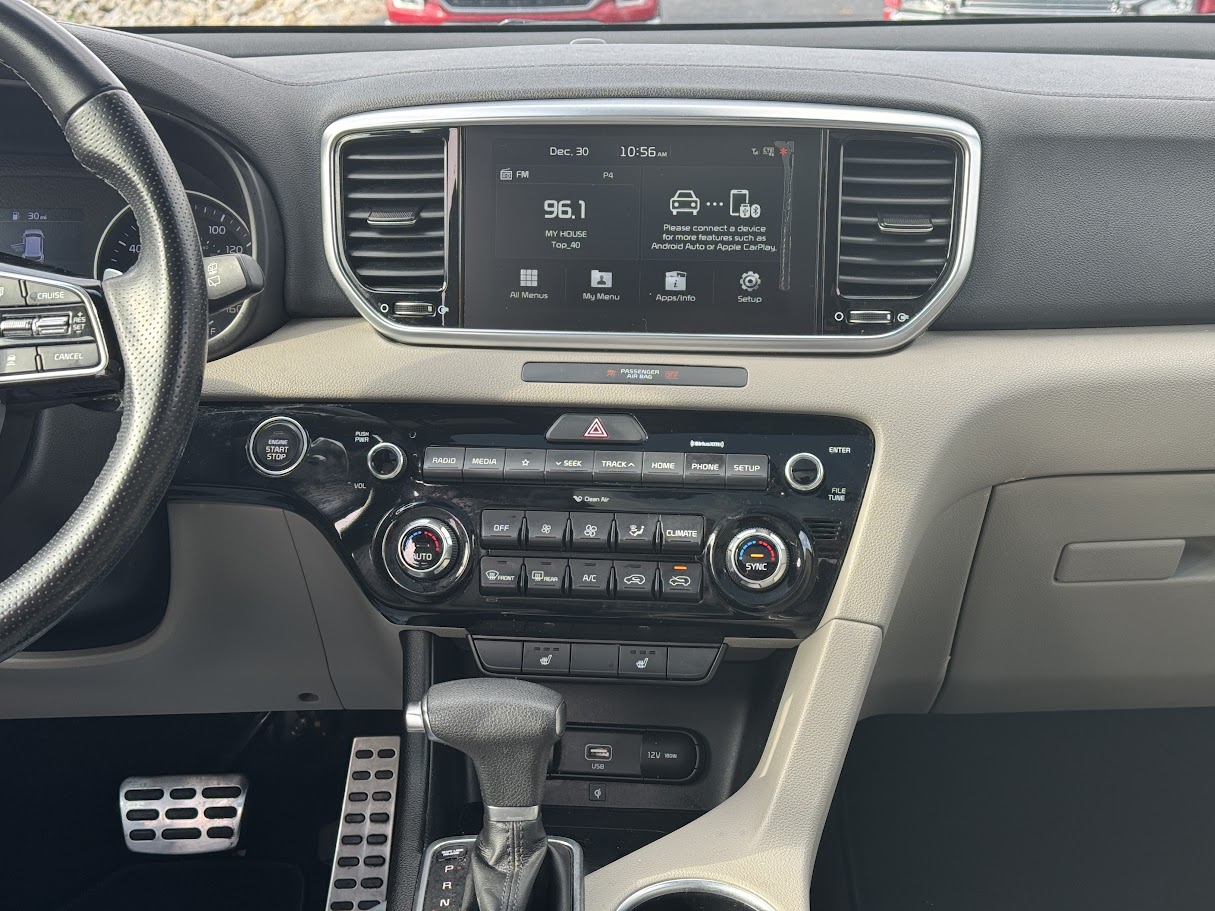 2020 Kia Sportage Vehicle Photo in BOONVILLE, IN 47601-9633