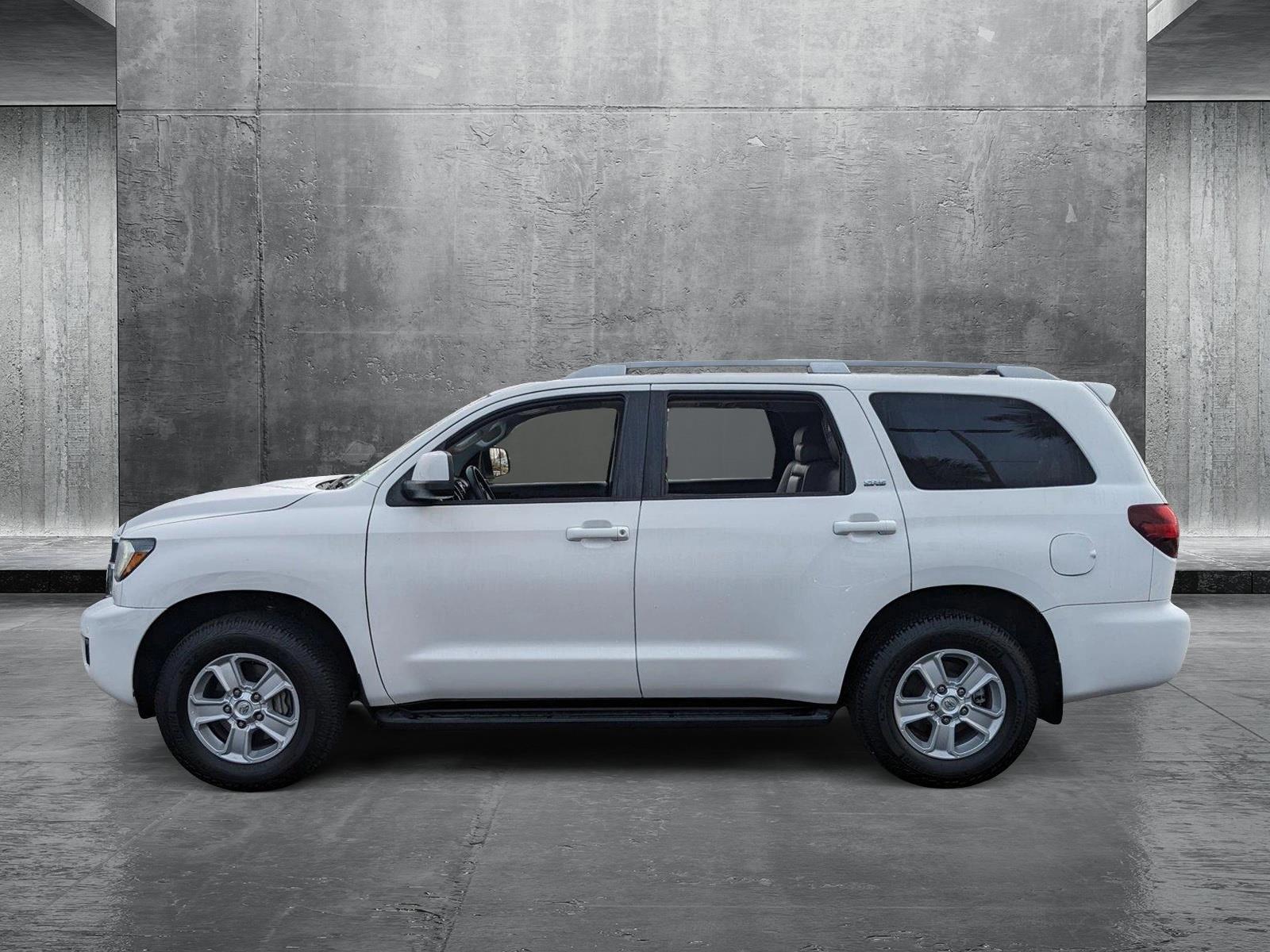 2018 Toyota Sequoia Vehicle Photo in Tampa, FL 33614