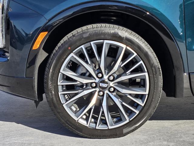 2025 Cadillac XT4 Vehicle Photo in Grapevine, TX 76051
