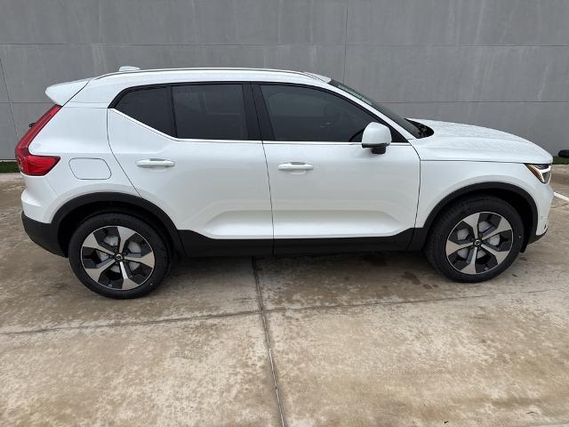 2025 Volvo XC40 Vehicle Photo in Grapevine, TX 76051