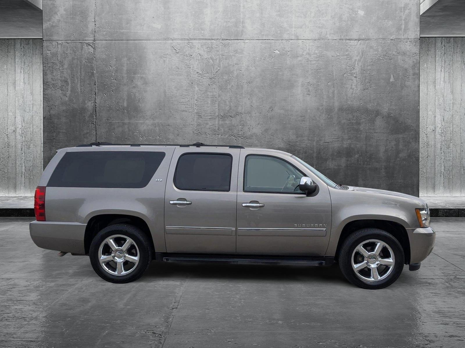 2012 Chevrolet Suburban Vehicle Photo in PEMBROKE PINES, FL 33024-6534