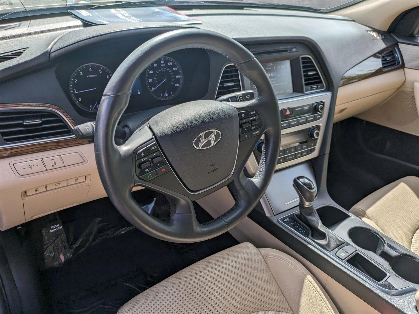 2016 Hyundai SONATA Vehicle Photo in Panama City, FL 32401