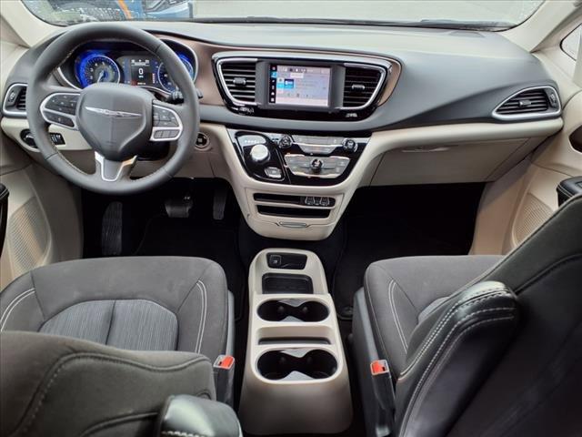 2023 Chrysler Voyager Vehicle Photo in EMPORIA, VA 23847-1235