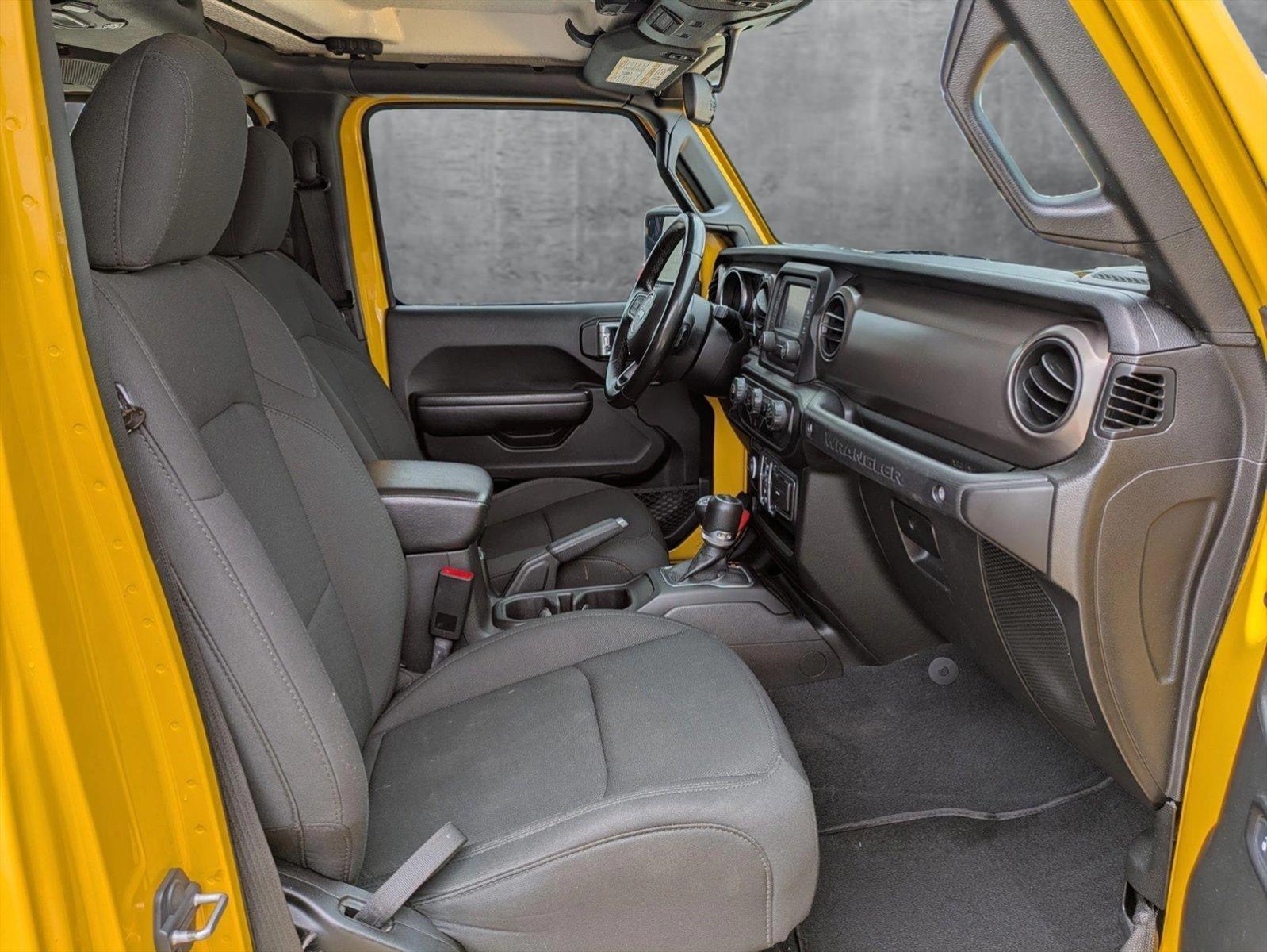 2020 Jeep Wrangler Unlimited Vehicle Photo in Tustin, CA 92782