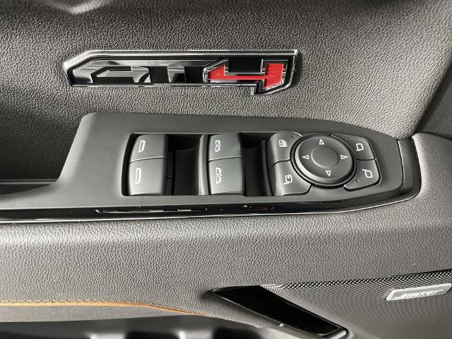 2025 GMC Sierra 1500 Vehicle Photo in GILBERT, AZ 85297-0402